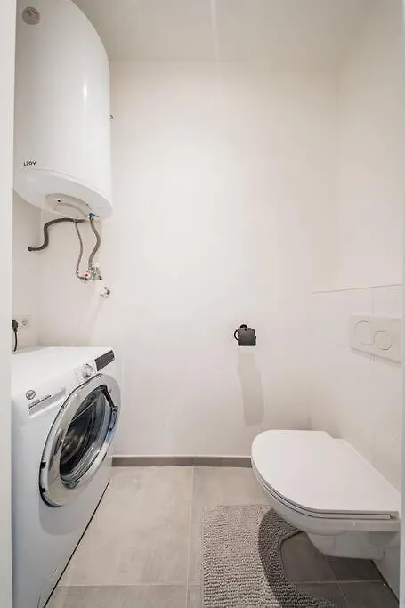 75 M² Near Nussdorferstrasse U6 Apartment Vienna